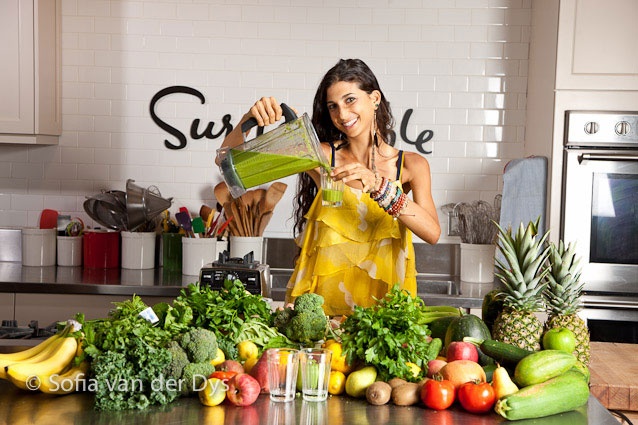 How to Maintain a Raw Food Detox Diet Meal Plan Long-Term